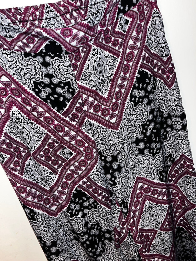 CHAROLETTE RUSSE AZTEC PRINT ELASTIC WAISTBAND PANTS